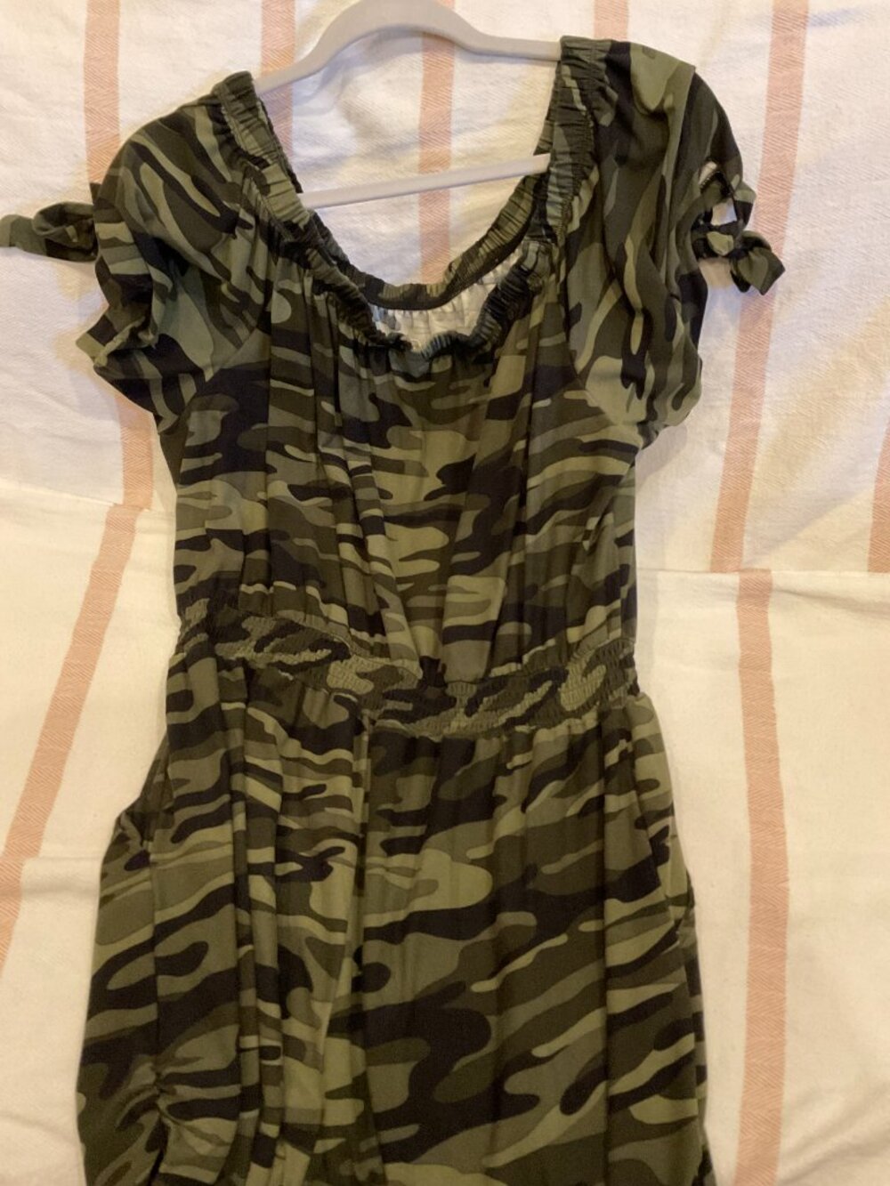 Derek Heart Camo Ruched Neckline Cap Sleeve Dress | 3X | Plus Size - Picture 4 of 4